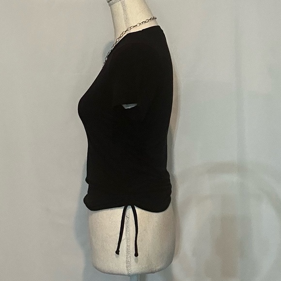 Tops/T-Shirts/Tanks👚 - 2 for $15 or 3 for $20 (Mix & Match) - Picture 3 of 5